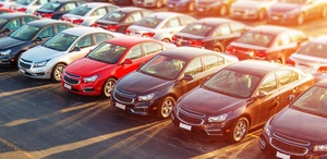 Otomobilde indirim yarışı başladı Fiyatlar 400 bin TL birden düştü