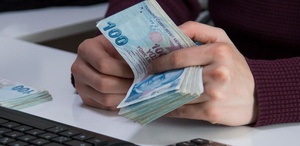 Benzine dev zam pompaya yansıdı 3 büyükşehirde 80 TL sınırı aşıldı