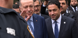 New York’ta Türk şöleni Cumhurbaşkanı Erdoğan Türkevi’ne geldi, 7’den 70’e vatandaşlar karşıladı