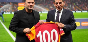 Galatasaray’da Okan Buruk kararı Dursun Özbek canlı yayında duyurdu