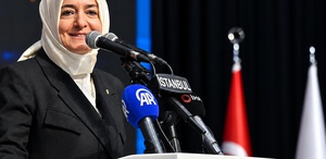 AK Parti Genel Başkan Yardımcısı Fatma Betül Sayan Kaya, görevinden istifa etti