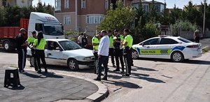 Kırıkkale’de sürücü adayının aracına 14 yaşındaki çocuğun kullandığı otomobil çarptı: 4 yaralı