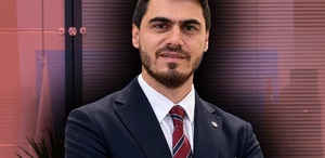 Hakkında yakalama kararı çıkarılan bakan yardımcısının damadı teslim oldu