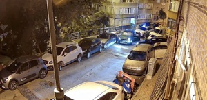 Spiker Deniz Türkeri, polisten kaçarken kaza yaptı