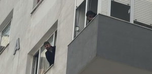 Kadıköy’de 8 katlı binada yangın: Mahsur kalanlar var