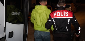 Ankara Polatlı’da eğlence mekanı denetiminde 68 şüpheli gözaltına alındı
