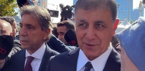 İzmir Büyükşehir Belediye Başkanı Cemil Tugay, AK Parti Genel Merkezi’nde