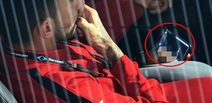 Milli maç öncesi şaşkına çeviren görüntü Yedek kulübesinde okey oynadı