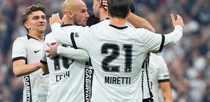 Dolmabahçe’de 4’te 4 Beşiktaş zorlu maçta Kocaelispor engelini aştı