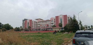 Adana Seyhan’da ortaokulda kız öğrenci arkadaşını ekmek bıçağıyla yaraladı