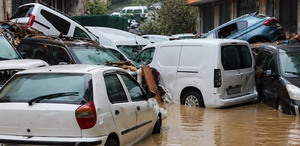 İstanbul’da felaketin fotoğrafı Araçlar üst üste yığıldı