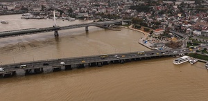 İstanbul’da polis helikopteri, Sarıyer ve Haliç’te sel alanlarını havadan inceledi