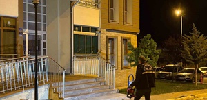 Kayseri’de sipariş tartışması bıçaklı kavgaya döndü: Kurye ve şüphelinin annesi yaralandı