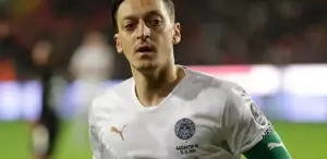 Mesut Özil’den Türk futbolu için ortalığı ayağa kaldıracak sözler