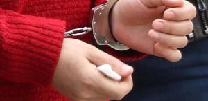 3 yaşındaki kızını bıçaklayarak öldüren anneyi “üzgünüm“ savunması kurtarmadı