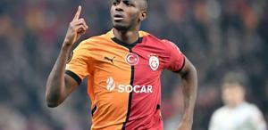 Victor Osimhen, Galatasaray Taraftarları ile Eğleniyor ve Sivasspor Maçını Paylaşıyor