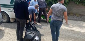 Annesini dövüp boğarak öldürdü