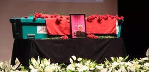 Türk sinemasının usta ismi Ali Özgentürk, memleketinde toprağa verildi
