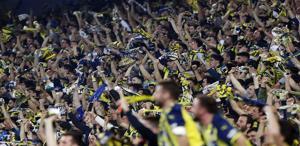 Fenerbahçeli yıldızın eşinden transfer açıklaması gibi hamle