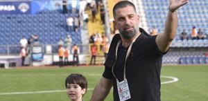 Shakhtar Donetsk, Arda Turan’ı resmen açıkladı