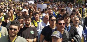 Fenerbahçe’de ’Ali Koç istifa’ yürüyüşü