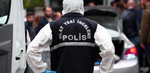 62 yaşındaki adam, evinin bahçesinde kendini astı