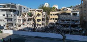 İsrail enkaz kaldırıyor Tel Aviv’den canlı yayın