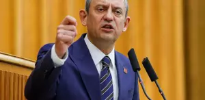 Özel’den CHP kurultay davasının ertelenmesine ilk tepki