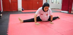 Tek böbrekler spor yapamazsın dediler Oğluna böbreğini veren kadın sporcudan kick boksta dev başarı