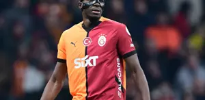 Napoli’de olay Osimhen kadro dışı bırakılarak genç takıma yollandı