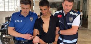 60 yaşındaki adamı ’’2 saattir bir balık tutamadın’’ diyerek dövdü, denize attı