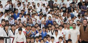 Şanlıurfa Büyükşehir Belediyesi, 2025 yaz spor okulları sezonunu coşkuyla açtı