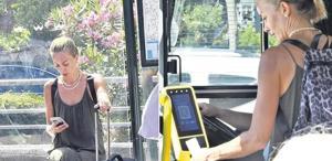Bade İşçil tatile toplu taşıma ile gitti