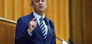 CHP lideri Özel: İBB yargılamalarını TRT canlı yayınlasın, televizyonlara da frekans versin