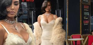 Podyuma çıkan Kim Kardashian yürüyüşüyle alay konusu oldu