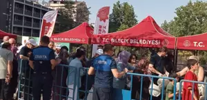 Fiyatlara kızıp bedava dağıttılar, duyan sıraya koştu