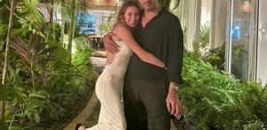 Kenan İmirzalıoğlu ve Sinem Kobal, aşklarını ay ışığında gösterdi