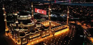 15 Temmuz’un yıldönümünde tüm camilerden sela sesleri yükseldi