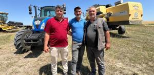 Ekme diyenlere inat ekti, tarladan bereket fışkırdı