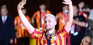 Galatasaray’da 4 ayrılık hazırlığı birden