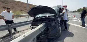 Bariyer ok gibi saplandı, burnu bile kanamadan araçtan çıktı