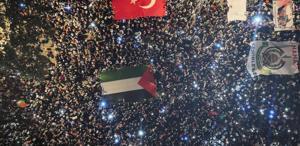 İstanbul’da binlerce kişi Gazze’ye umut ışığı olmak için yürüyor