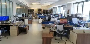 Memurlar iş bıraktı, kamu kurumları boş kaldı