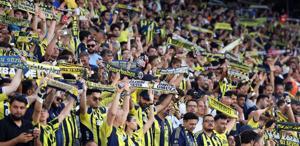 12 yıl sonra Fenerbahçe stadında bir ilk