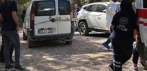 Otomobilde tüfekle vurulmuş halde ölü bulundu