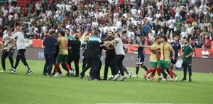 Olaylı Amedspor-Erzurumspor maçının faturası belli oldu 12 maç men cezası
