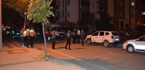 Kızıyla boşanmak üzere olan damadını 9 el ateş ederek öldürdü