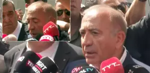 CHP İl Başkanlığı’nın önünde Gürsel Tekin’e su şişesi fırlatıldı