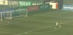 Videoyu izlemeniz lazım Akıllara Ronaldinho’yu getiren görüntü
