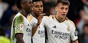 Mesajlar ifşa oldu Real Madrid’in yıldızı sevgilisini aldatmış